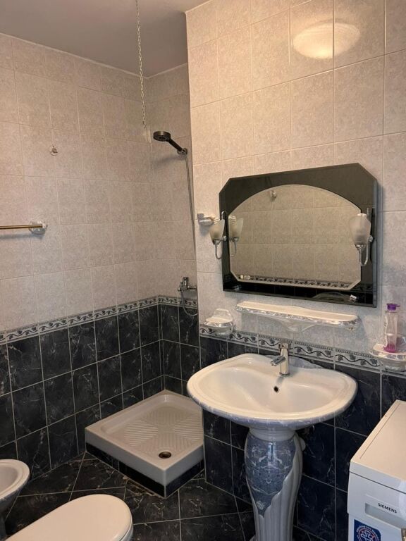 Apartament Me Qera 2+1 ne Qender (ID B2201002) Tirane