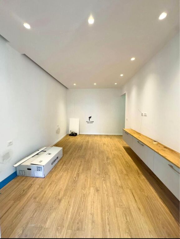 SHITET APARTAMENT 2+1 FRESKU 14.300.000 LEKE FH-73538