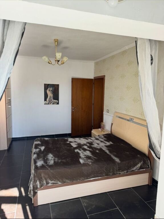 Apartament 2+1 me qera tek Bar Oslo ne Brryl