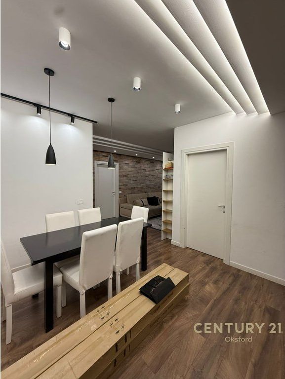 JEPET ME QIRA APARTAMENT 2+1+2 TE FUSHA AVIACIONIT