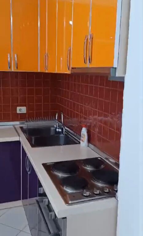 For rent 2+1+2 Fresku 40,000 leke