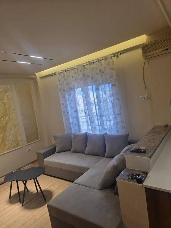 Affitto | Apartament 2 + 1 | Bujtina e Gjelit | 450 €/mese
