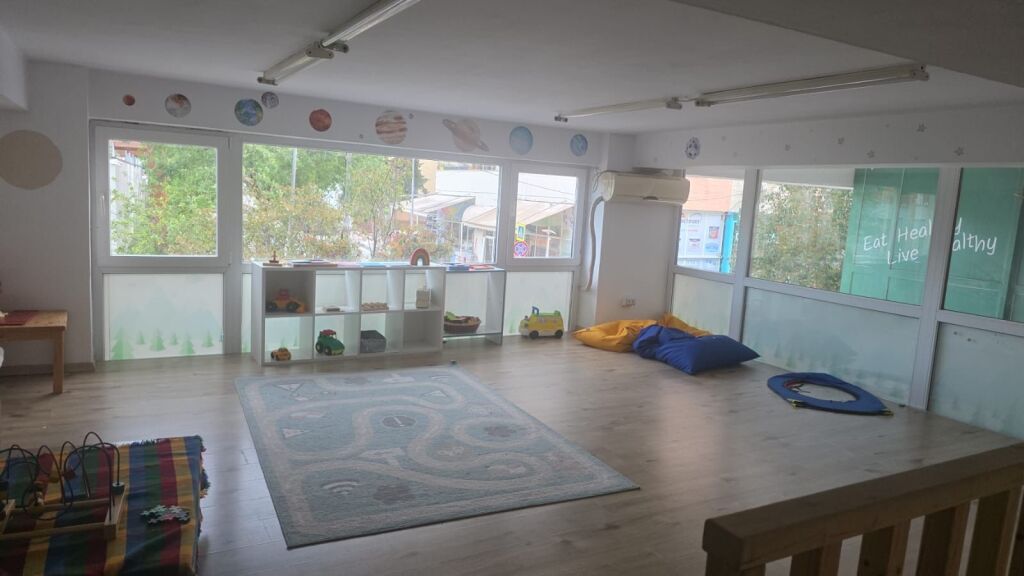 🏢 Duplex Business Space for Rent – Dry Lake, Tirana