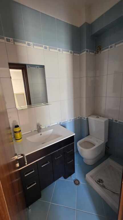 Ne Vlore, Ne Lungomare Shitet Apartament 2+1 Me Pamje Nga Deti!