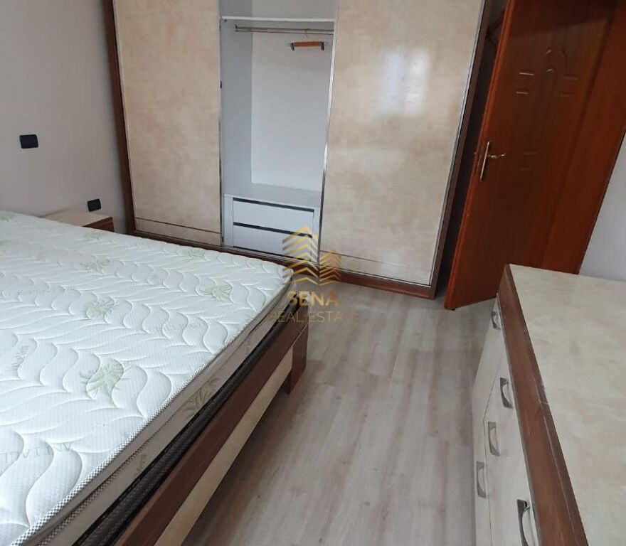 Qira, Apartament 1+1, Myslym Shyri, 60.000 ALL/muaj I Diskutueshem