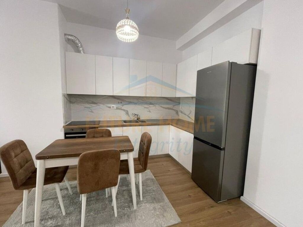 In vendita, Appartamento 1+1, Residenza Kaimi, Tirana.