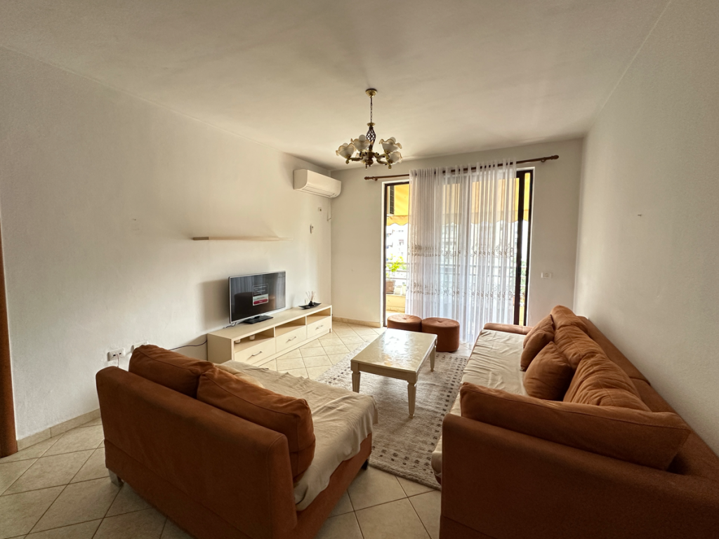 Rent, Apartment 3+1+2, Panorama Street, Tirana. Empire68993