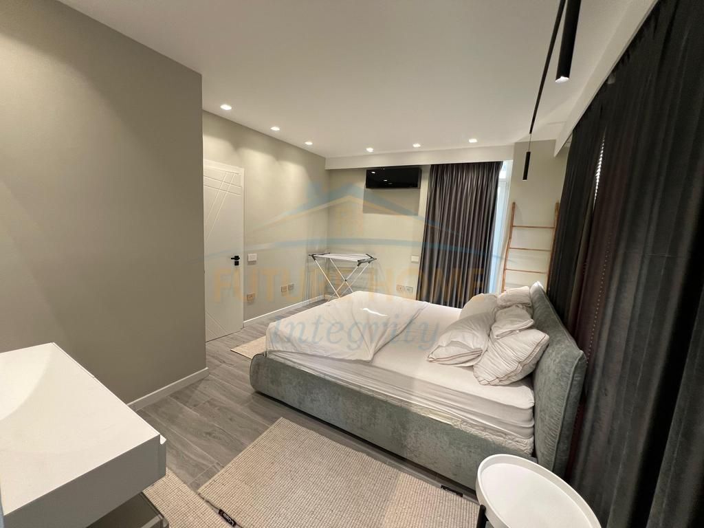 In vendita, Appartamento 1+1+Veranda+Guardaroba, Sauk, Tirana.