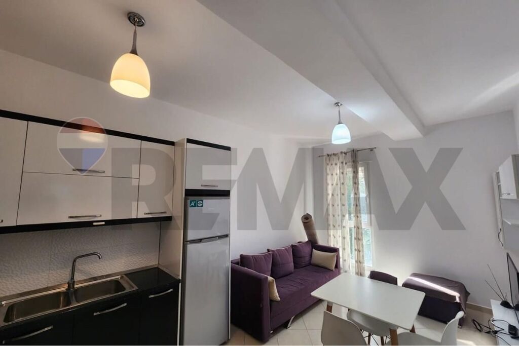 Apartment 1+1 for rent near Arlis Complex!