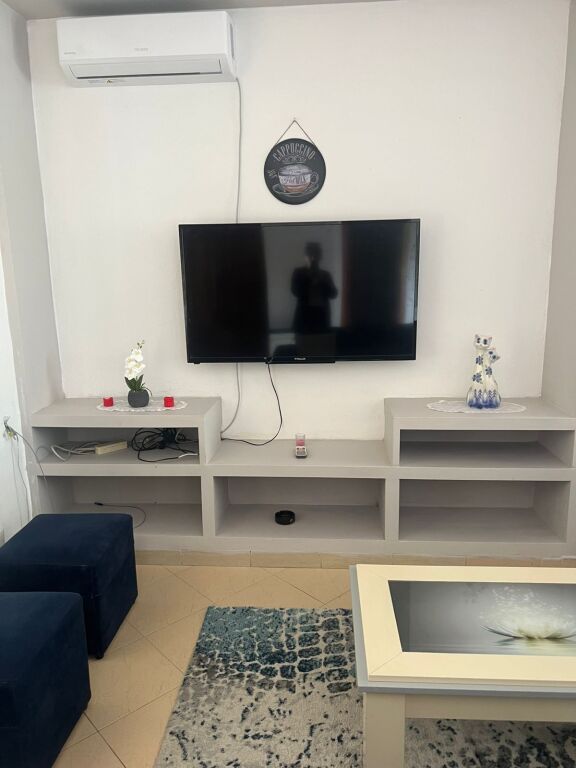 Apartment for rent 1+1 - 📍5 Maj, Lucie Miloti street near Tirana Jone school 400 thousand lek