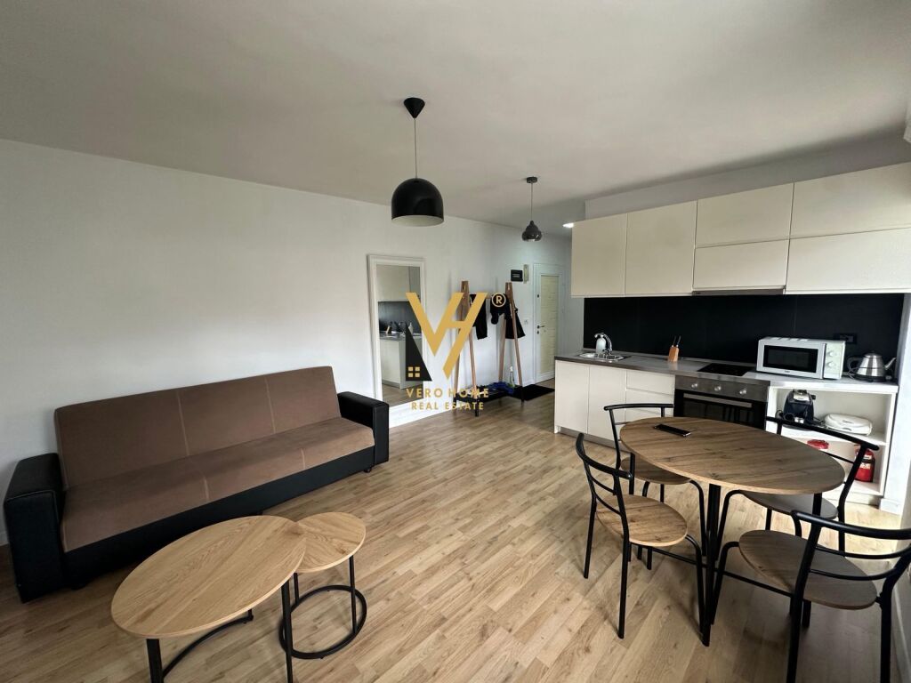 JEPET APARTAMENT 1+1+BLK ME QIRA TE RRUGICA E SALES 62.000 LEKE