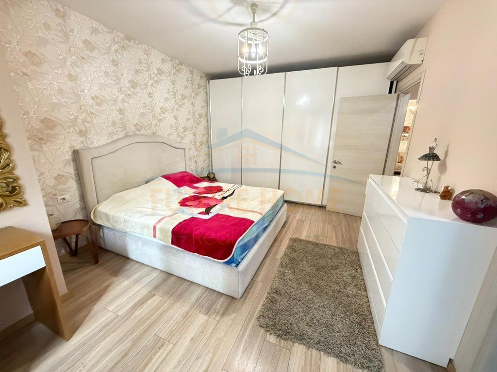 Rent, Apartment 3+1+2, Zogu i Zi, Tirane 1,000 €