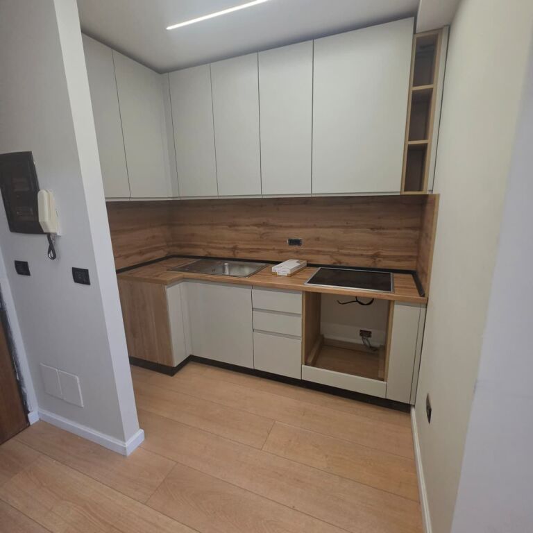 APARTAMENT 2+1 PER QERA PRANE DELIJORGJIT