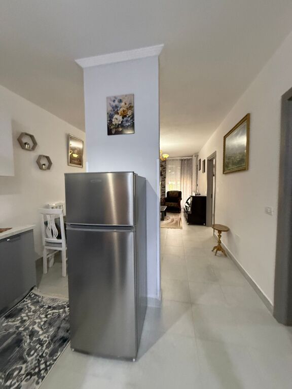Qera | Apartament 2 + 1+2| Rruga 5 Maji | 600 €/muaj