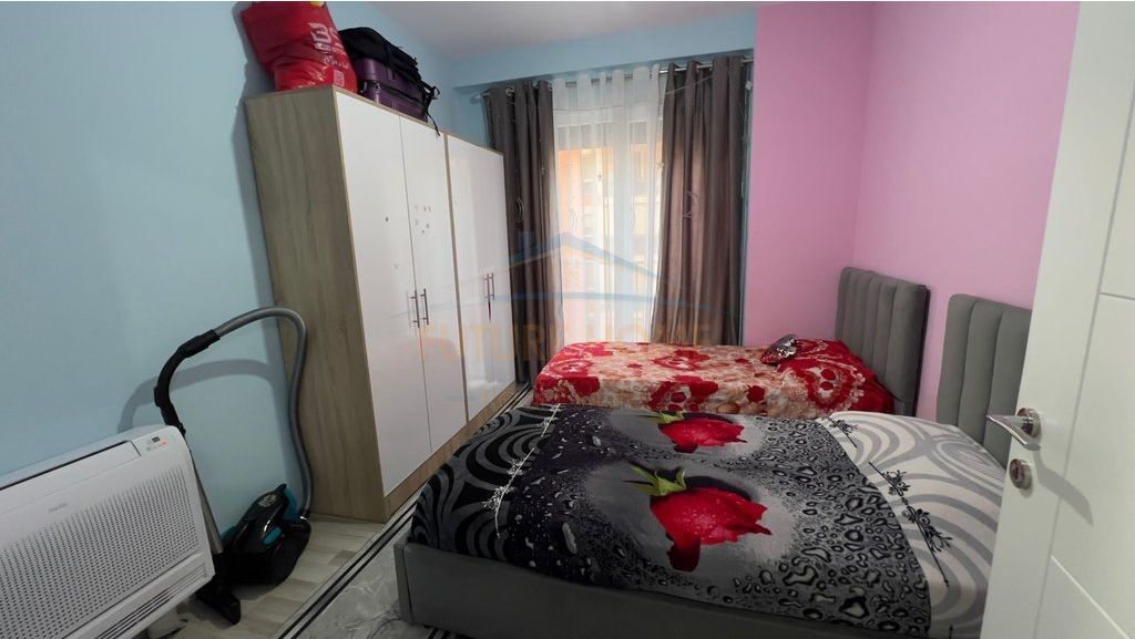 Shitet, Apartament 2+1+2+Post Parkimi, Kompleksi Jolla, Unaza e Re.