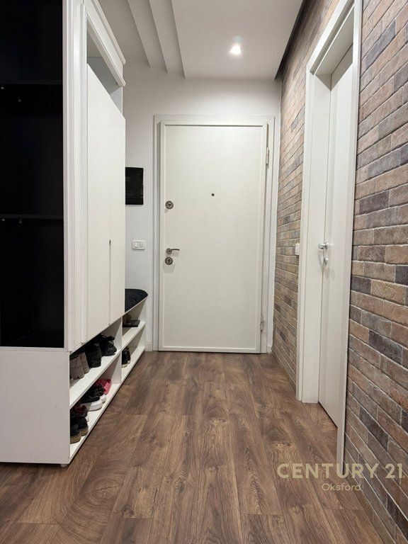 JEPET ME QIRA APARTAMENT 2+1+2 TE FUSHA AVIACIONIT