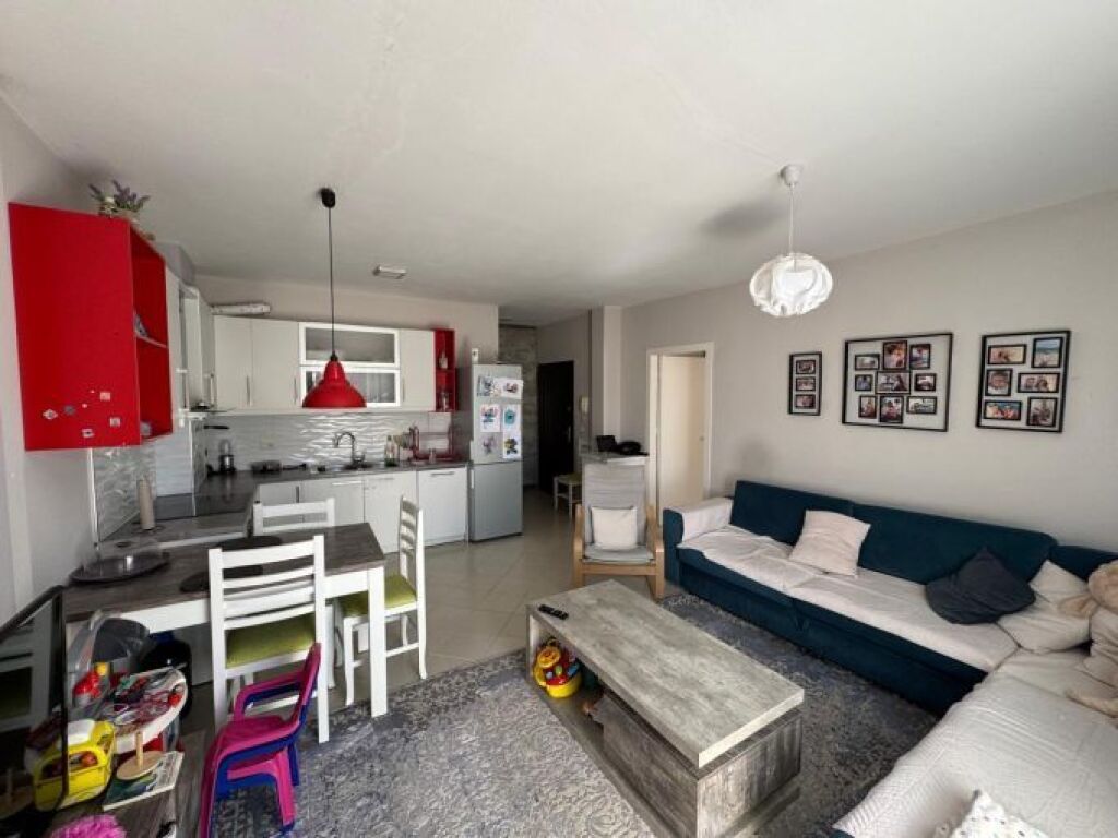 Apartament 1+1 per shitje Fresk !