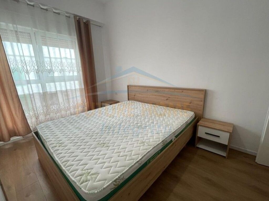 In vendita, Appartamento 1+1, Residenza Kaimi, Tirana.