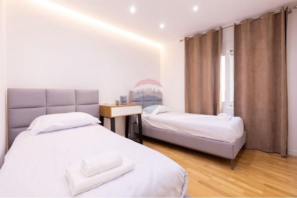 Apartament 2+1 ne shitje tek Zogu i Zi