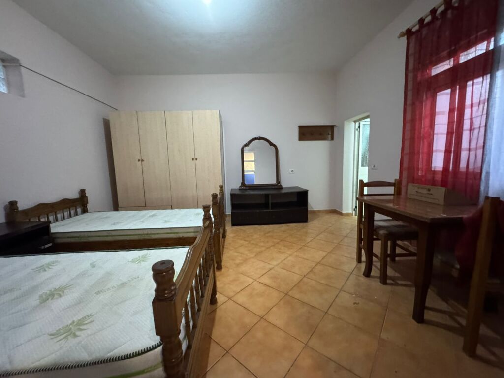 STUDIO FOR RENT DINAMO STADIUM 220 EURO