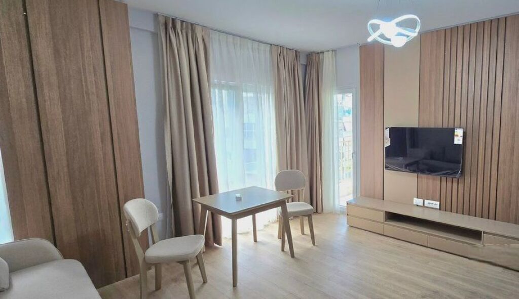 Zogu i Zi, appartamento 1+1 in Affitto
