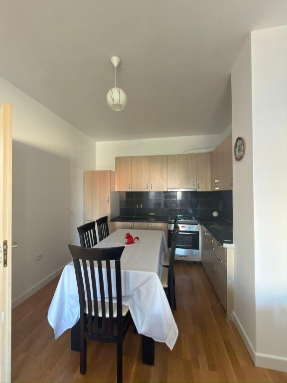 Appartamento in vendita - Viale Migjeni