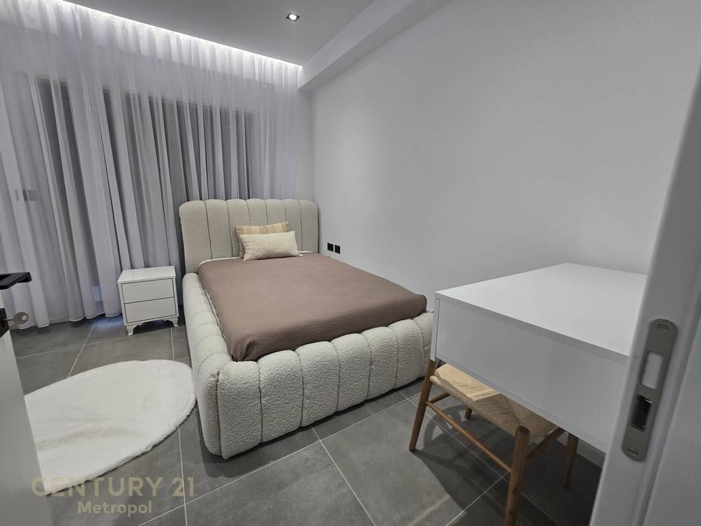 Japim me qira apartament modern 3+1+2 te Rezidenca Kodra e Diellit!