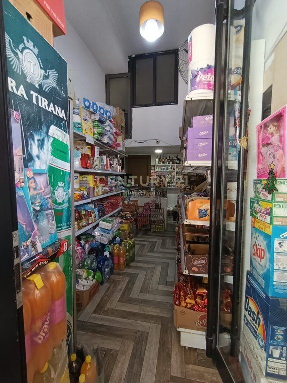 Commercial Unit for Sale near 5 Maj