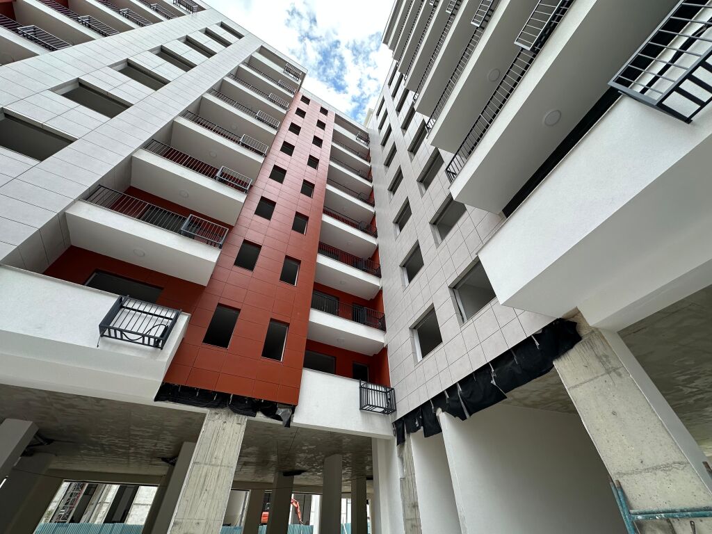 Shitet Apartament 1+1 SpaceCity , Paskuqan