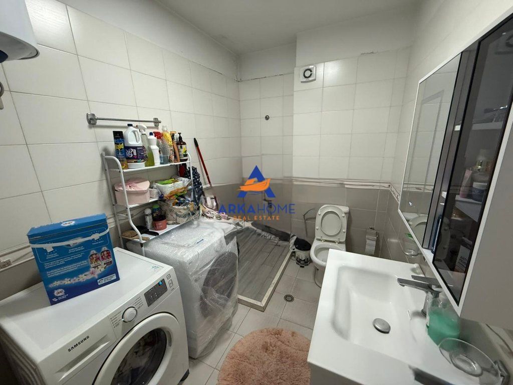 VENDESI APPARTAMENTO 2+1+BALCONE "TE ZOGU I ZI" 230.000 EURO