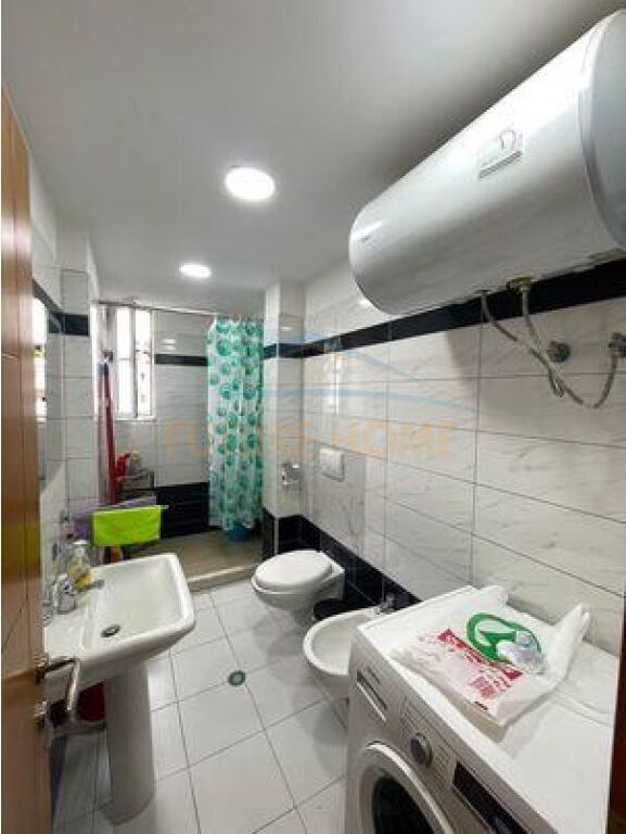 Rent, Apartment 3+1, Bardhyl Street, Tirana.