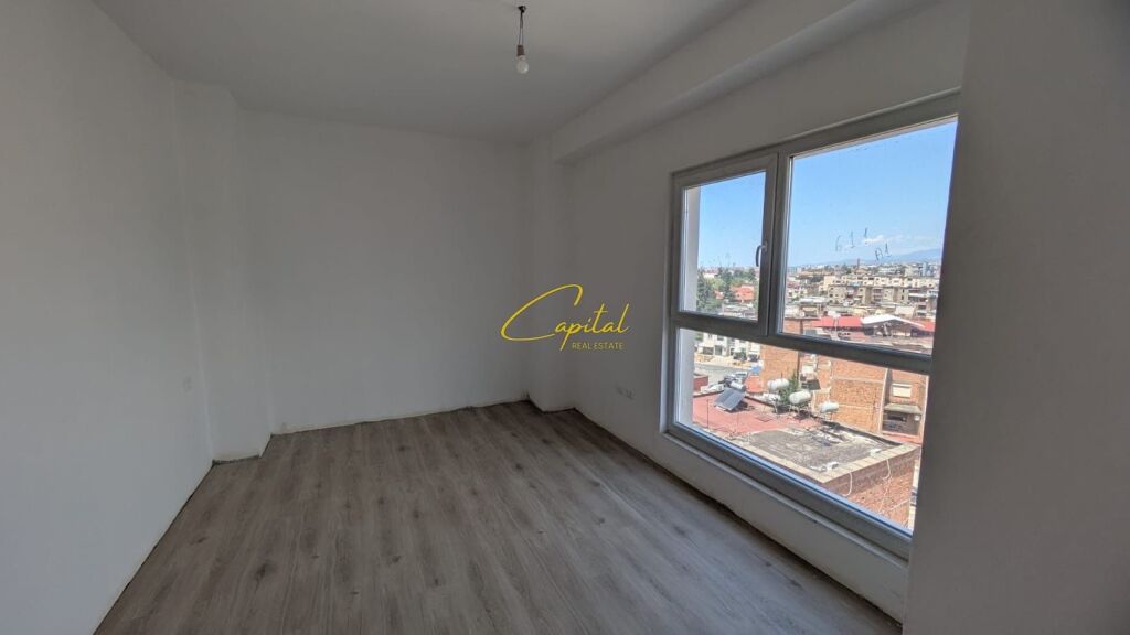 OFFICE FOR RENT 118 M2 LAPRAKE 55,000 LEKE