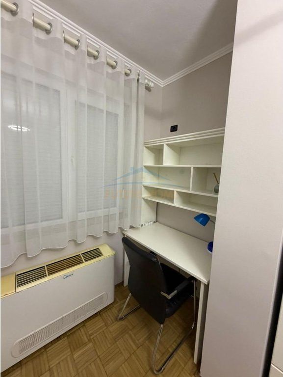 Qera , Apartament 2+1 , Sheshi Willson , Tirane