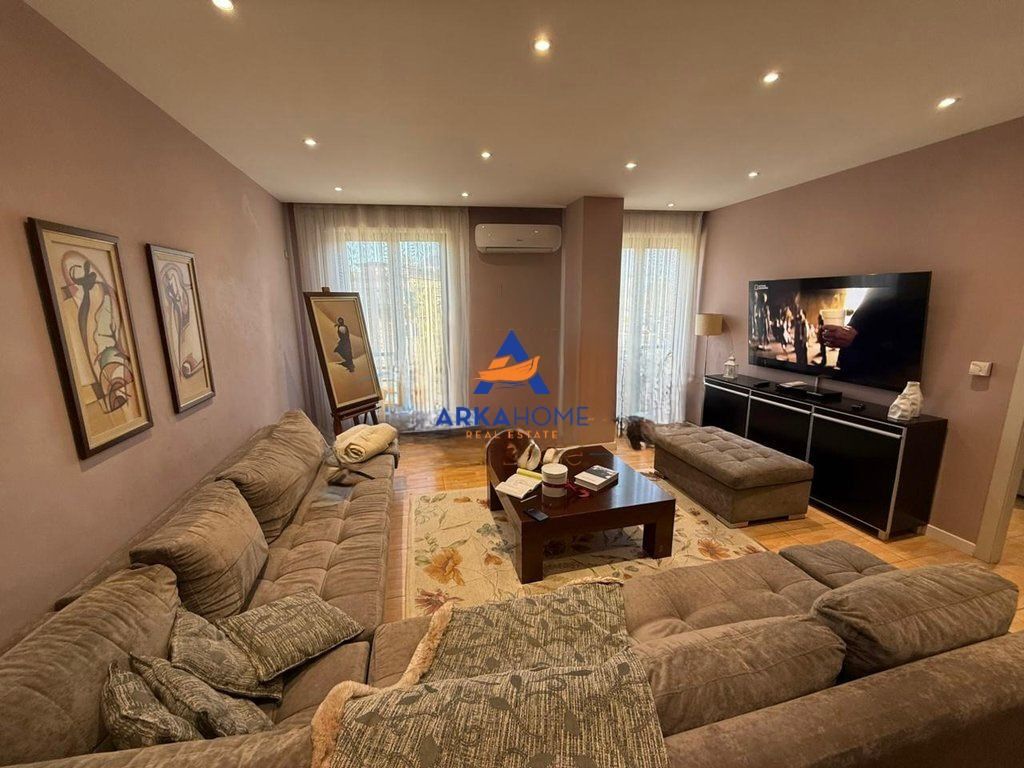 VENDESI APPARTAMENTO 2+1+BALCONE "TE ZOGU I ZI" 230.000 EURO