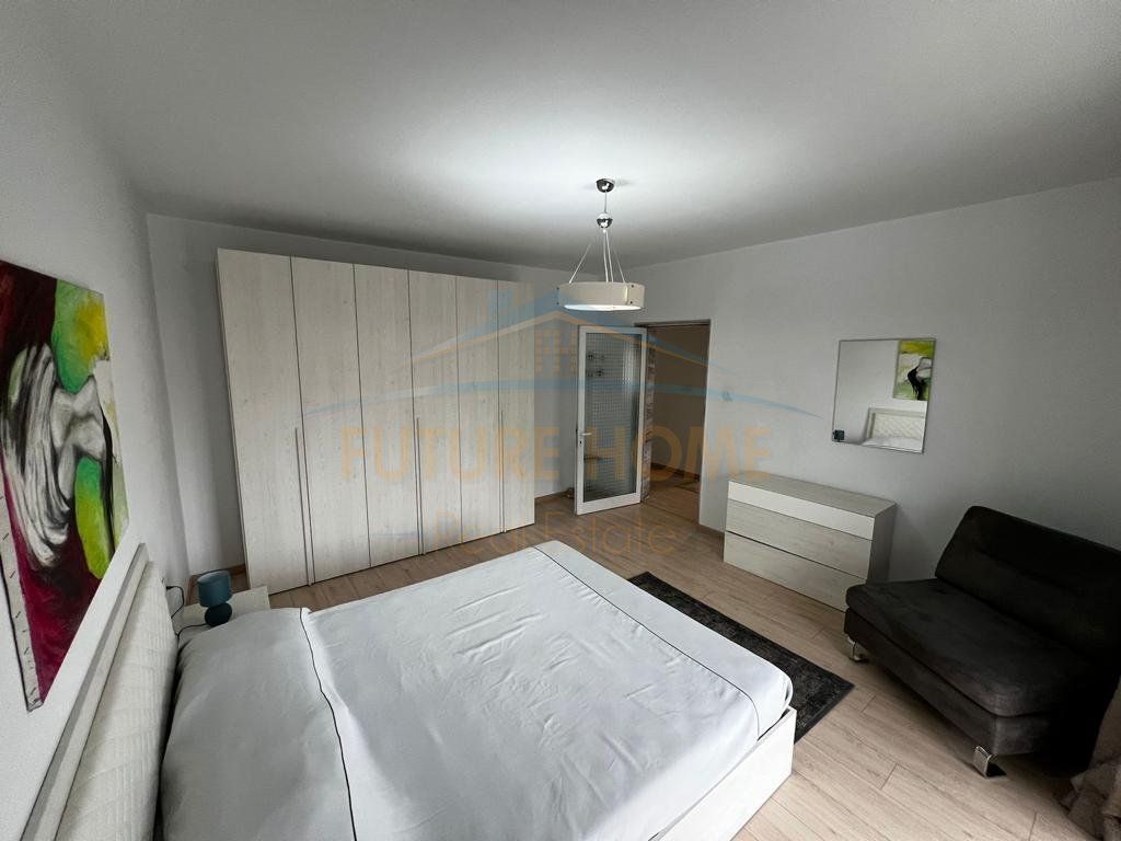 Rent, Apartment 2+1+2+parking space Paris Commune