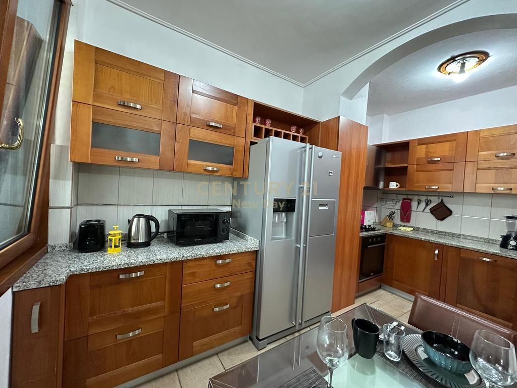 Appartamento 2+1+2 In Affitto a Vollga, Durrës - 650€ | 117 m²
