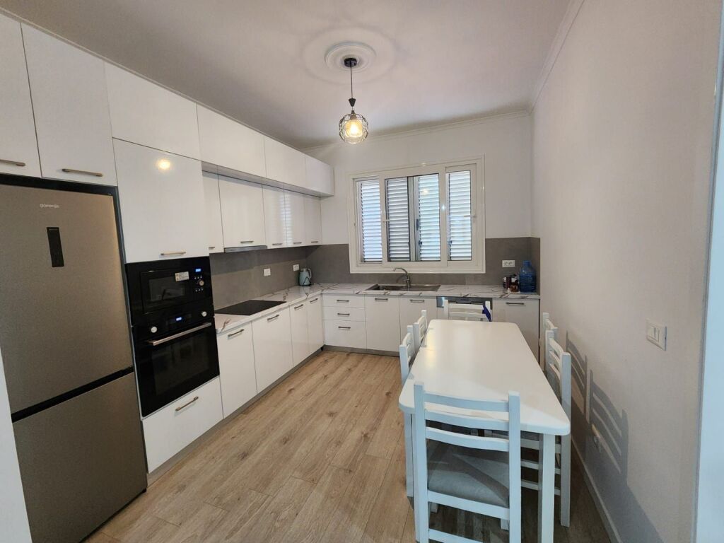 🏡 JEPET ME QERA SUPER APARTAMENT 2+1 PRANË VALA PARKUT ✨