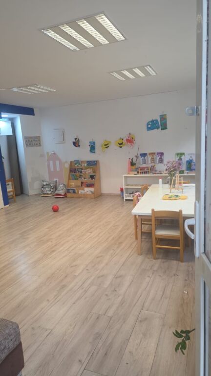 🏢 Duplex Business Space for Rent – Dry Lake, Tirana