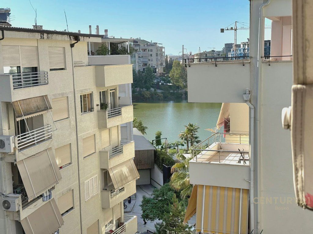 Appartamento 1+1+Garage in vendita vicino al Lago Secco