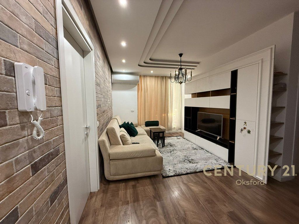 JEPET ME QIRA APARTAMENT 2+1+2 TE FUSHA AVIACIONIT