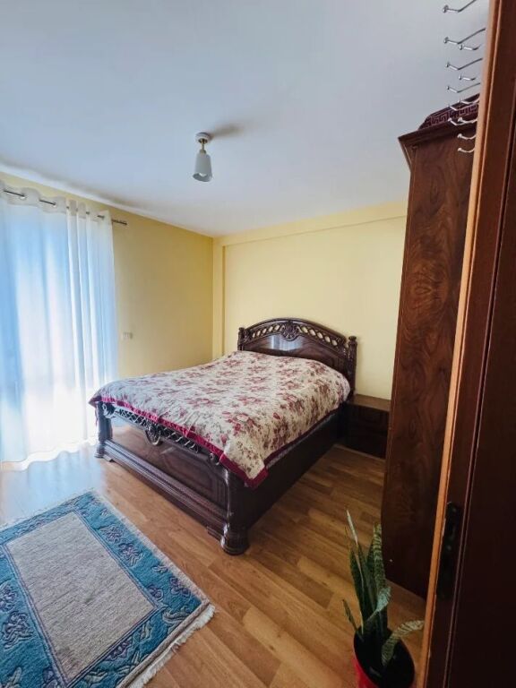 Jepet Apartament 1+1 Rruga e Kosovareve