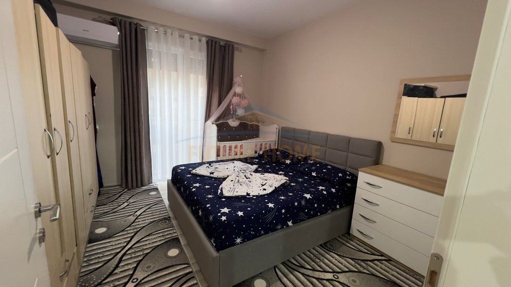 Shitet, Apartament 2+1+2+Post Parkimi, Kompleksi Jolla, Unaza e Re.