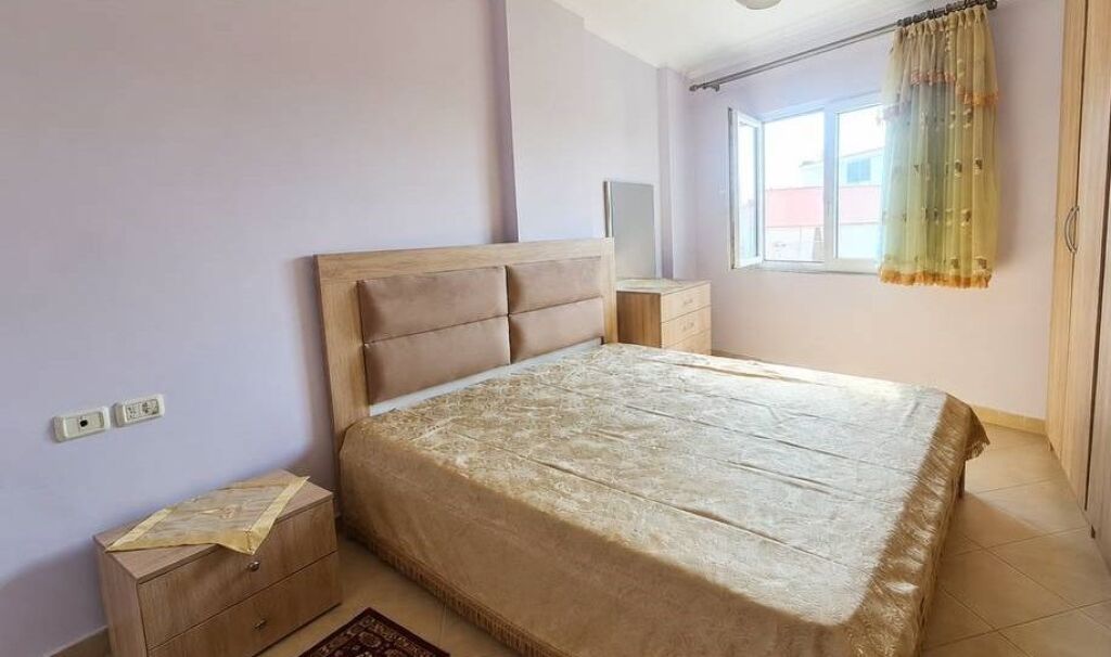 Apartament 2+1 me qira ne Fresk