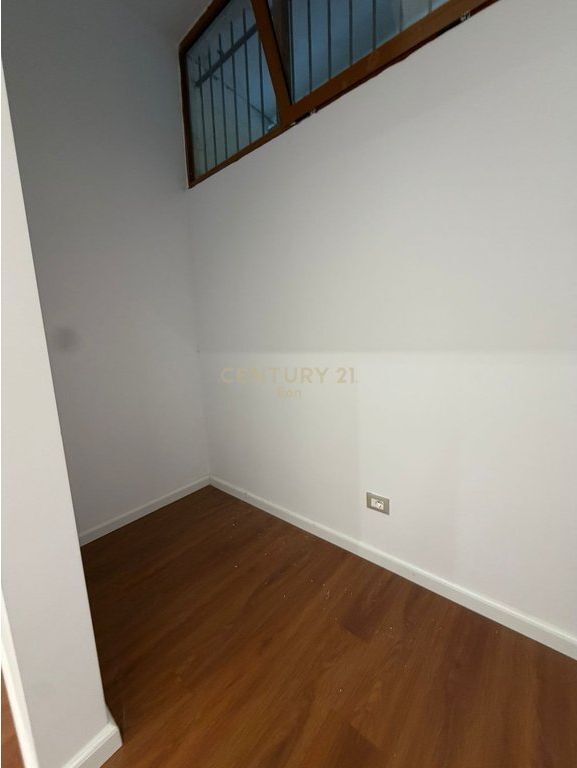 IN VENDITA APPARTAMENTO 2+1+2 BAGNI E VERANDA, SEFER EFENDIU, DURRËS!