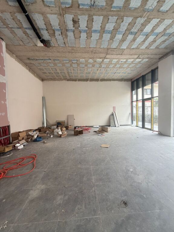 Affitto | Ambjent Biznesi | Rruga 5 Maji | 1200 €/mese