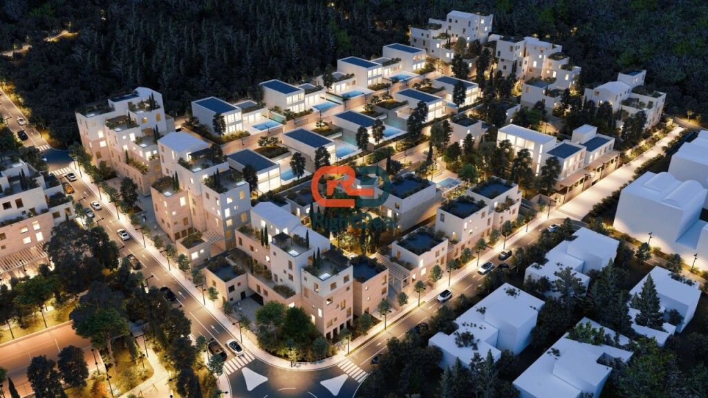 Okazion Kleringu! Tek Kompleksi Square Village, Ne Dhermi, Shitet Garsoniere Ideale Per Investim !!!
