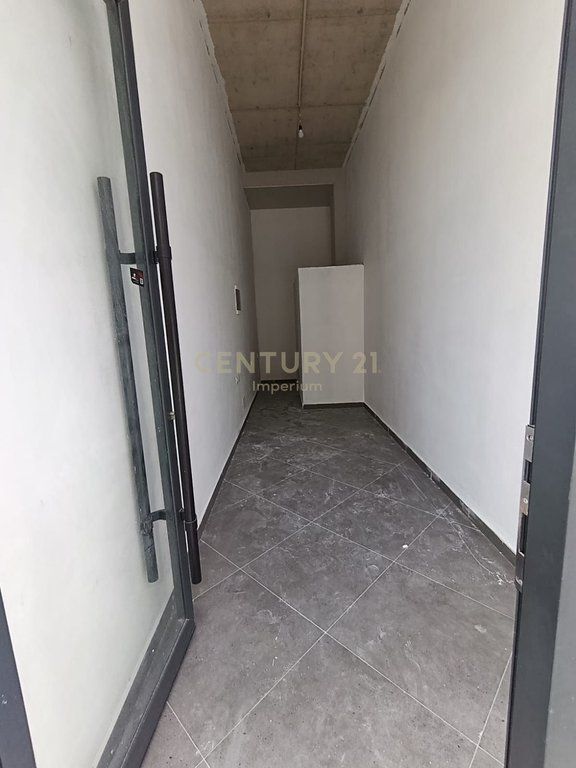 Commercial Space for Rent – Karl Gega Street