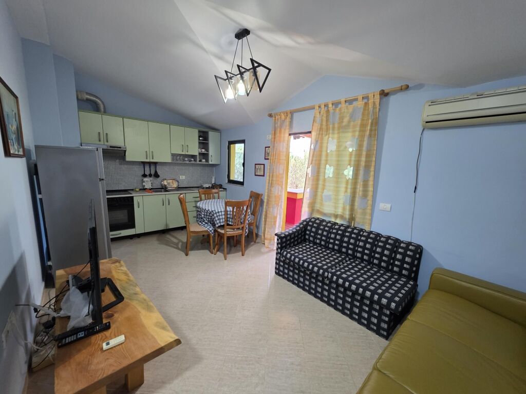 Ne Qerret Jepet Me Qira Apartament 1+1 Per Afatgjatë
