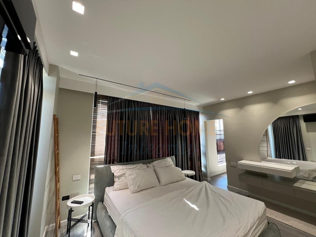 In vendita, Appartamento 1+1+Veranda+Guardaroba, Sauk, Tirana.