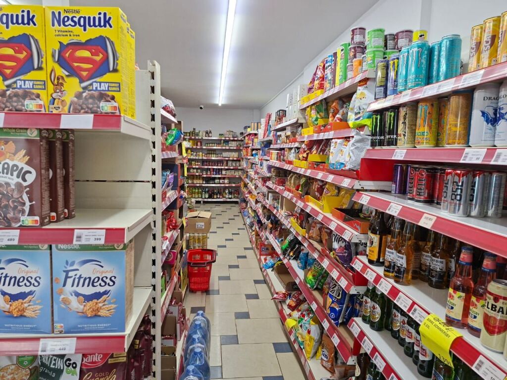 Qera | Ambjent Biznesi | Rruga Islam Alla | 1500 €/muaj